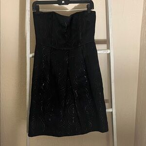 Chic Strapless Black Dress